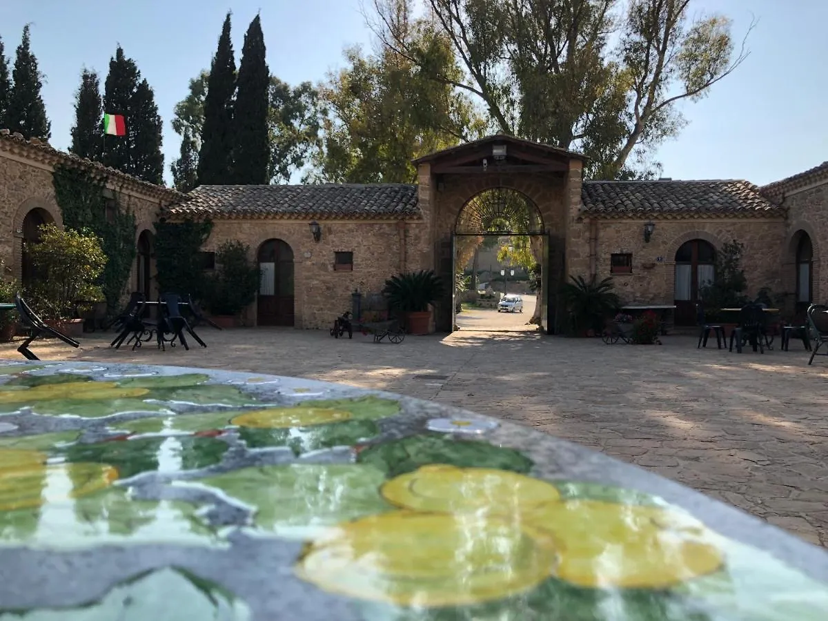 Tenute Gigliotto - B&B - Resort Wine - Agriturismo San Cono 0*,  Italia