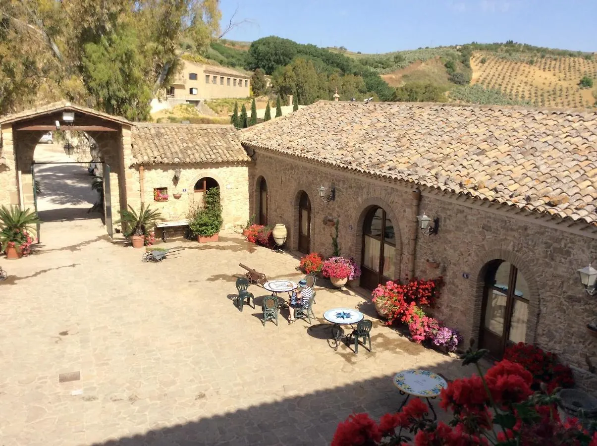 Alojamento de Turismo Rural Tenute Gigliotto - B&B - Resort Wine - Agriturismo San Cono