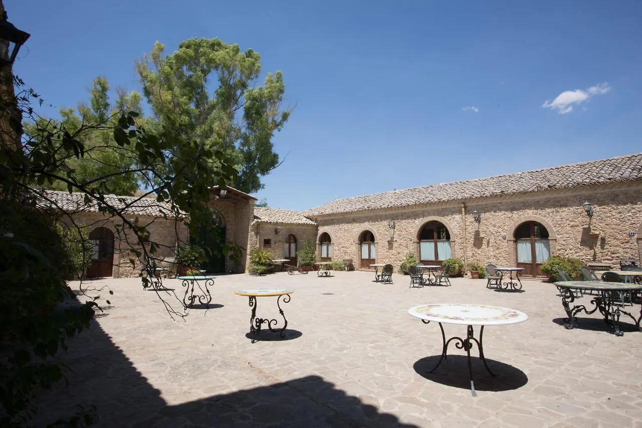 Tenute Gigliotto - B&B - Resort Wine - Agriturismo San Cono 0*,